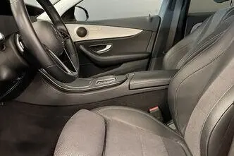 Mercedes-Benz E 300, 2.0, 143 kW, hybrid, automatic, rear-wheel drive