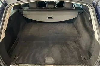 Mercedes-Benz E 300, 2.0, 143 kW, hybrid, automatic, rear-wheel drive
