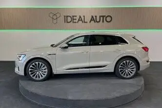 Audi e-tron, 158 kW, электричество, автомат, полный привод