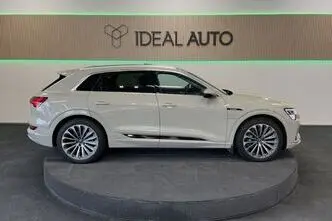 Audi e-tron, 158 kW, электричество, автомат, полный привод