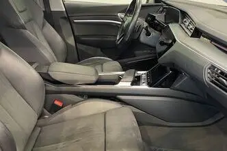 Audi e-tron, 158 kW, электричество, автомат, полный привод