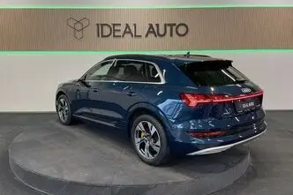 Audi e-tron, 158 kW, electric, automatic, four-wheel drive