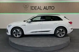 Audi e-tron, 158 kW, электричество, автомат, полный привод