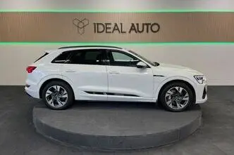 Audi e-tron, 158 kW, электричество, автомат, полный привод