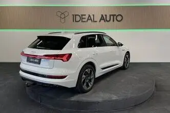 Audi e-tron, 158 kW, электричество, автомат, полный привод