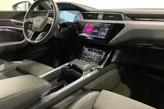 Audi e-tron, 158 kW, электричество, автомат, полный привод