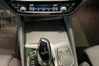 BMW 520, 2.0, 135 kW, hübriid, automaat, tagavedu