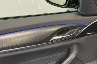 BMW 520, 2.0, 135 kW, hübriid, automaat, tagavedu