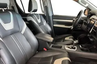 Toyota Hilux, 2.4, 110 kW, diisel, automaat, nelikvedu