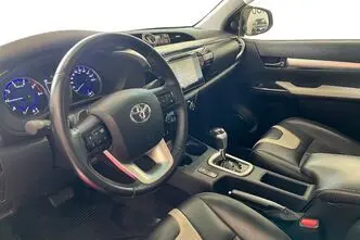 Toyota Hilux, 2.4, 110 kW, diisel, automaat, nelikvedu