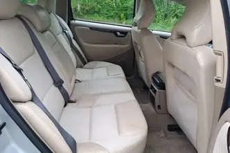 Volvo V70, 2.4, 120 kW, diisel, automaat, esivedu