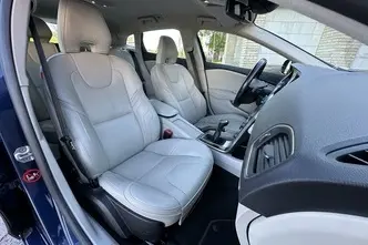 Volvo V40, 1.6, 84 kW, diisel, manuaal, esivedu