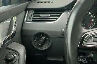 Škoda Octavia, 1.6, 77 kW, diisel, automaat, esivedu