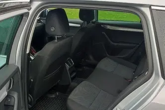 Škoda Octavia, 1.6, 77 kW, diisel, automaat, esivedu
