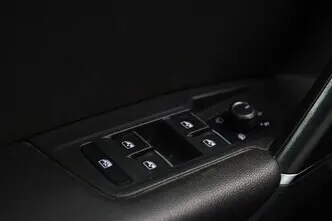 Volkswagen Tiguan, 1.4, 92 kW, petrol, manual, front-wheel drive