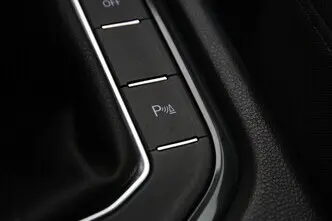 Volkswagen Tiguan, 1.4, 92 kW, petrol, manual, front-wheel drive