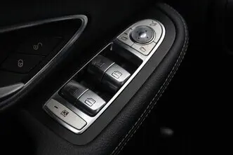 Mercedes-Benz C 200, 2.1, 100 kW, дизель, автомат, задний привод