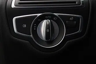 Mercedes-Benz C 200, 2.1, 100 kW, дизель, автомат, задний привод