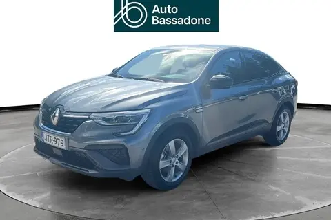 Renault Arkana, 2022, 1.6, 105 kW, гибрид б+э, автомат, передний привод