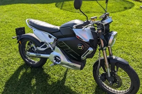 2021, 3.9 kW, elekter, automaat, tagavedu