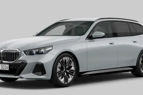 BMW 520, 2024, 2.0, 145 kW, гибрид д+э, автомат, полный привод