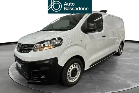Opel Vivaro-e, 2023, electric, automatic, front-wheel drive