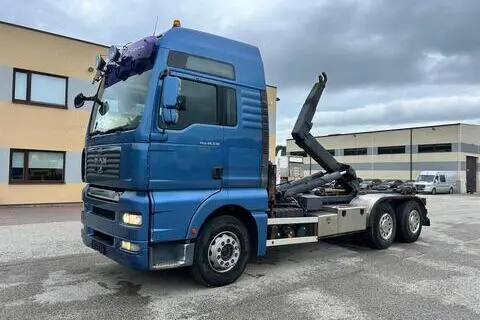 MAN TGA26.530 6X4 EURO4 +, 2006, 390 kW, diesel, manual
