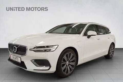 Volvo V60, 2022, 2.0, 186 kW, бензин, автомат, полный привод