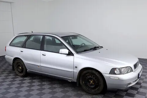 Volvo V40, 2003, 1.9, 115 kW, diesel, manual, front-wheel drive