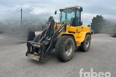 Volvo L40B, 71 kW, diisel, automaat