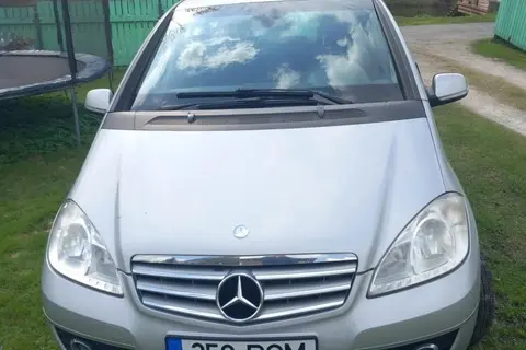 Mercedes-Benz A 160, 2010, 1.5, 70 kW, petrol, manual, front-wheel drive