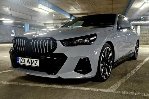 BMW i5, 2023, 105 kW, electric, automatic, rear-wheel drive