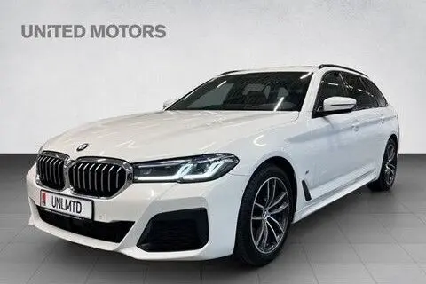 BMW 530, 2020, 3.0, 210 kW, hybrid d+e, automatic, four-wheel drive