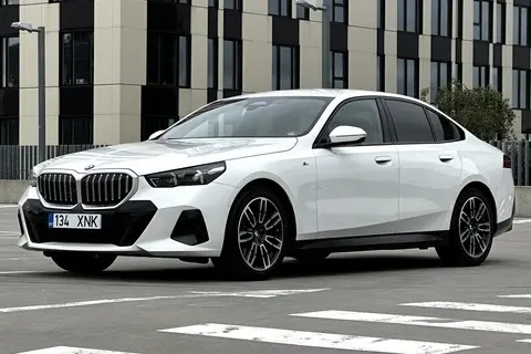 BMW 520, 2024, 2.0, 145 kW, hübriid d+e, automaat, nelikvedu