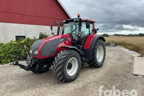 Valtra T162e, 123 kW, дизель, автомат