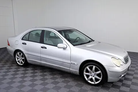 Mercedes-Benz C 240, 2002, 2.6, 169 kW, petrol, automatic, four-wheel drive