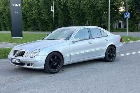 Mercedes-Benz E 200, 2006, 1.8, 120 kW, бензин, автомат, задний привод
