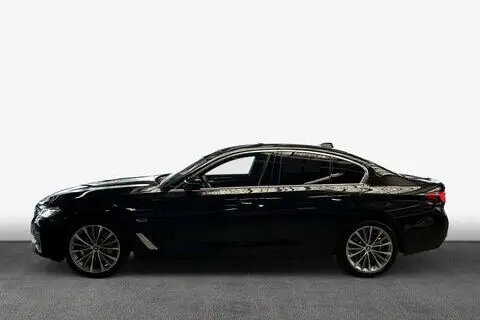 BMW 530, 2022, 2.0, 135 kW, гибрид б+э, автомат, задний привод