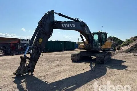 Volvo EC290CL, 143 kW, дизель