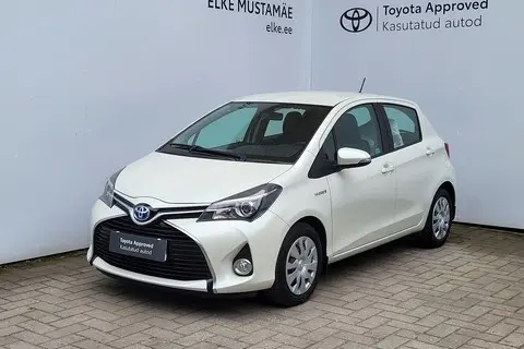 Toyota Yaris, 2016, 1.5, 55 kW, гибрид б+э, автомат, передний привод