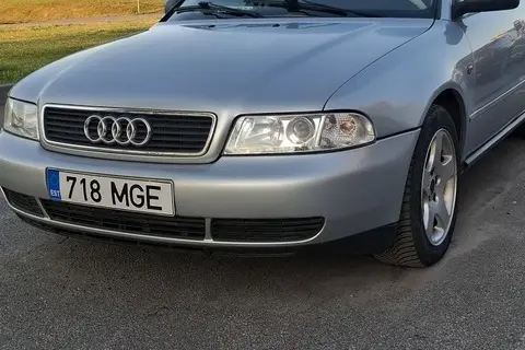 Audi A4, 1996, 1.8, 92 kW, бензин, механическая, передний привод