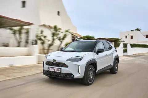 Toyota Yaris Cross, 1.5, 68 kW, hybrid p+e, automatic, front-wheel drive