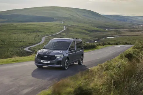 Ford Tourneo, 2.0, 75 kW, diesel, manual, front-wheel drive