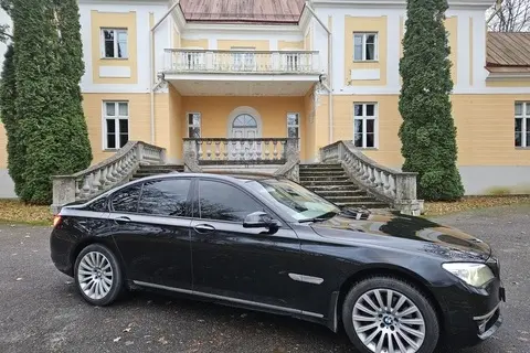 BMW 730, 2015, 3.0, 190 kW, diesel, automatic, four-wheel drive