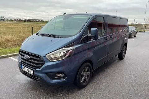 Müüa used vehicle Ford Transit Custom, 2022, 2.0, 125 kW, diesel, automatic, front-wheel drive, 719GHR