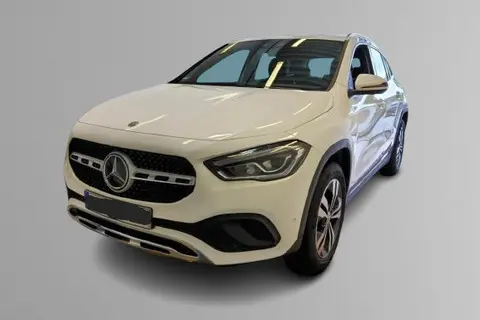 Müüa подержанный автомобиль Mercedes-Benz GLA 200 7G-DCT, 2020, 1.3, 120 kW, бензин, автомат, передний привод, W1N2477871J126196