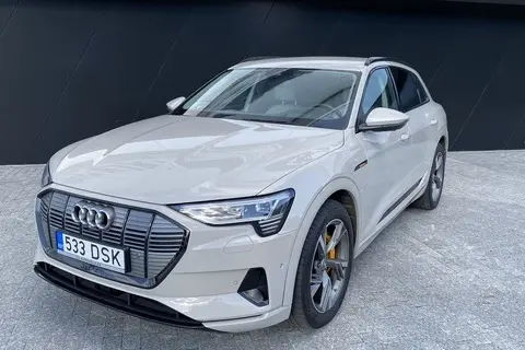 Müüa подержанный автомобиль Audi e-tron 55 Matrix B&O Head-Up Massage, 2019, 158 kW, электричество, автомат, полный привод, 533DSK