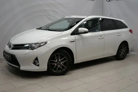 Toyota Auris, 2014, 1.8, 73 kW, hybrid p+e, automatic, front-wheel drive