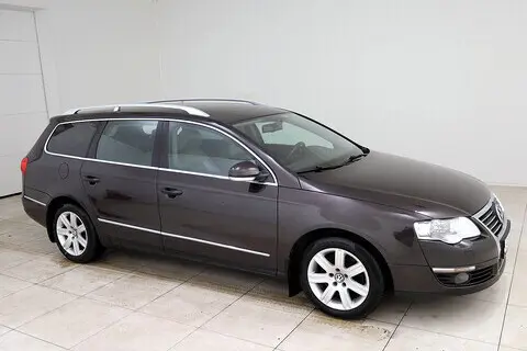 Müüa used car Volkswagen Passat, 2005, 2.0, 110 kW, petrol, manual, front-wheel drive, 945MFH, WVWZZZ3CZ6E100819