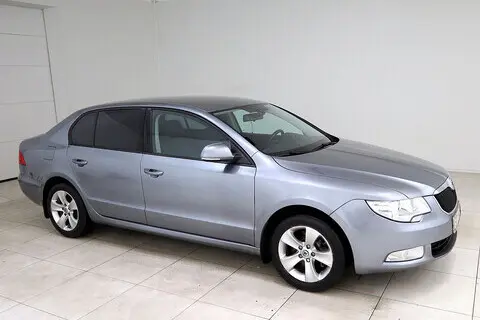 Müüa подержанный автомобиль Škoda Superb, 2012, 1.8, 118 kW, бензин, автомат, передний привод, 971MPF, TMBAB63T5C9046897